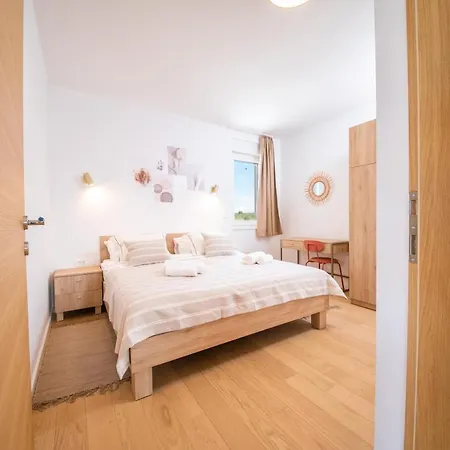 Apartament Seaside Heights Vrsi